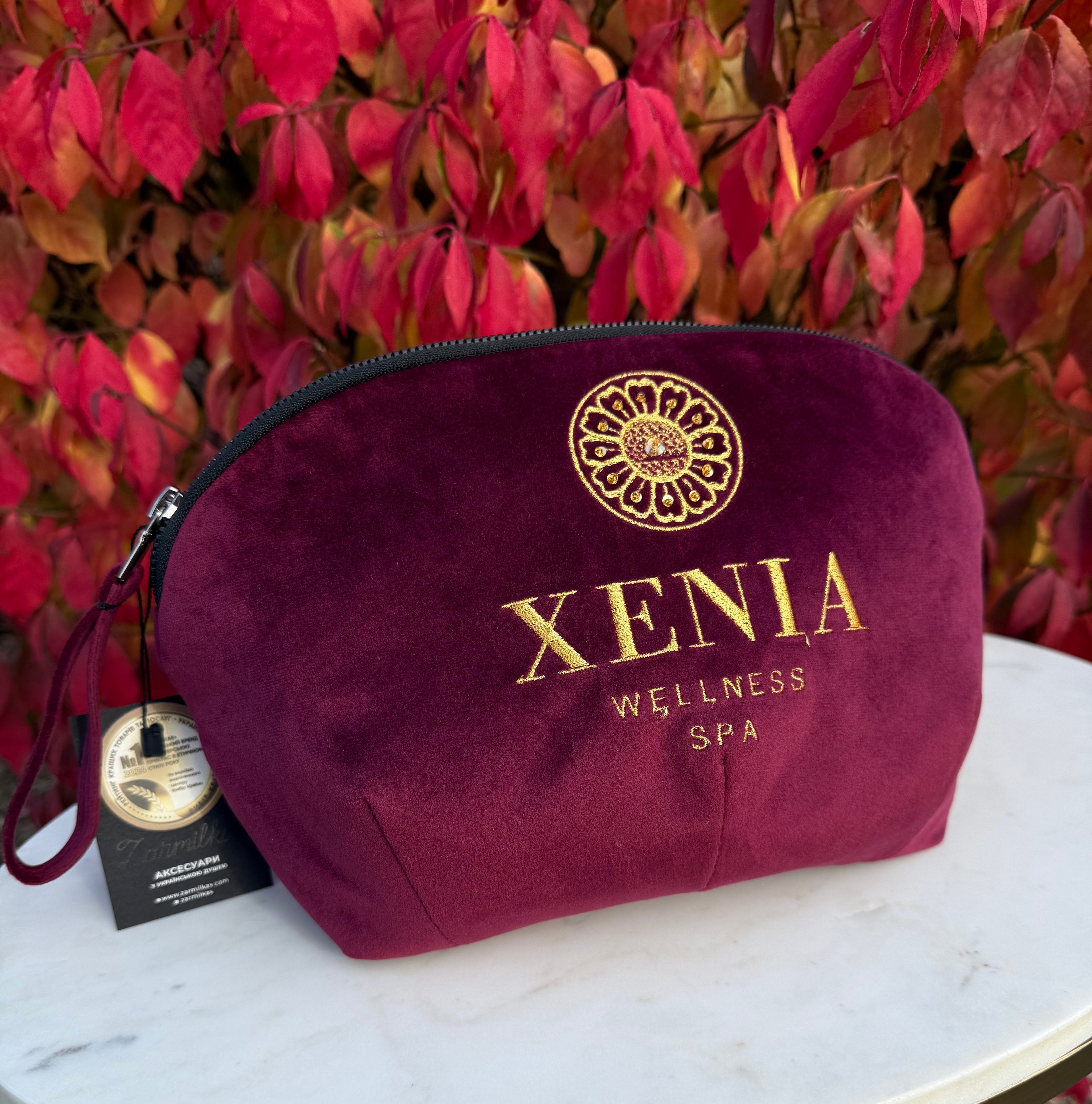 The Xenia cosmetic large bag